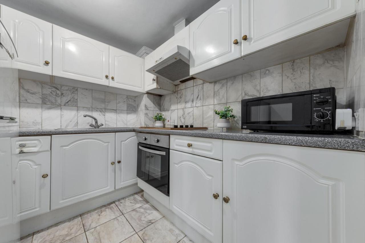 Apartamento Flat In Baker Street Londres Exterior foto